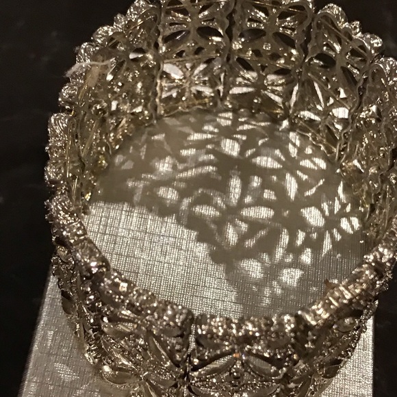 Bracelet - Picture 2 of 2